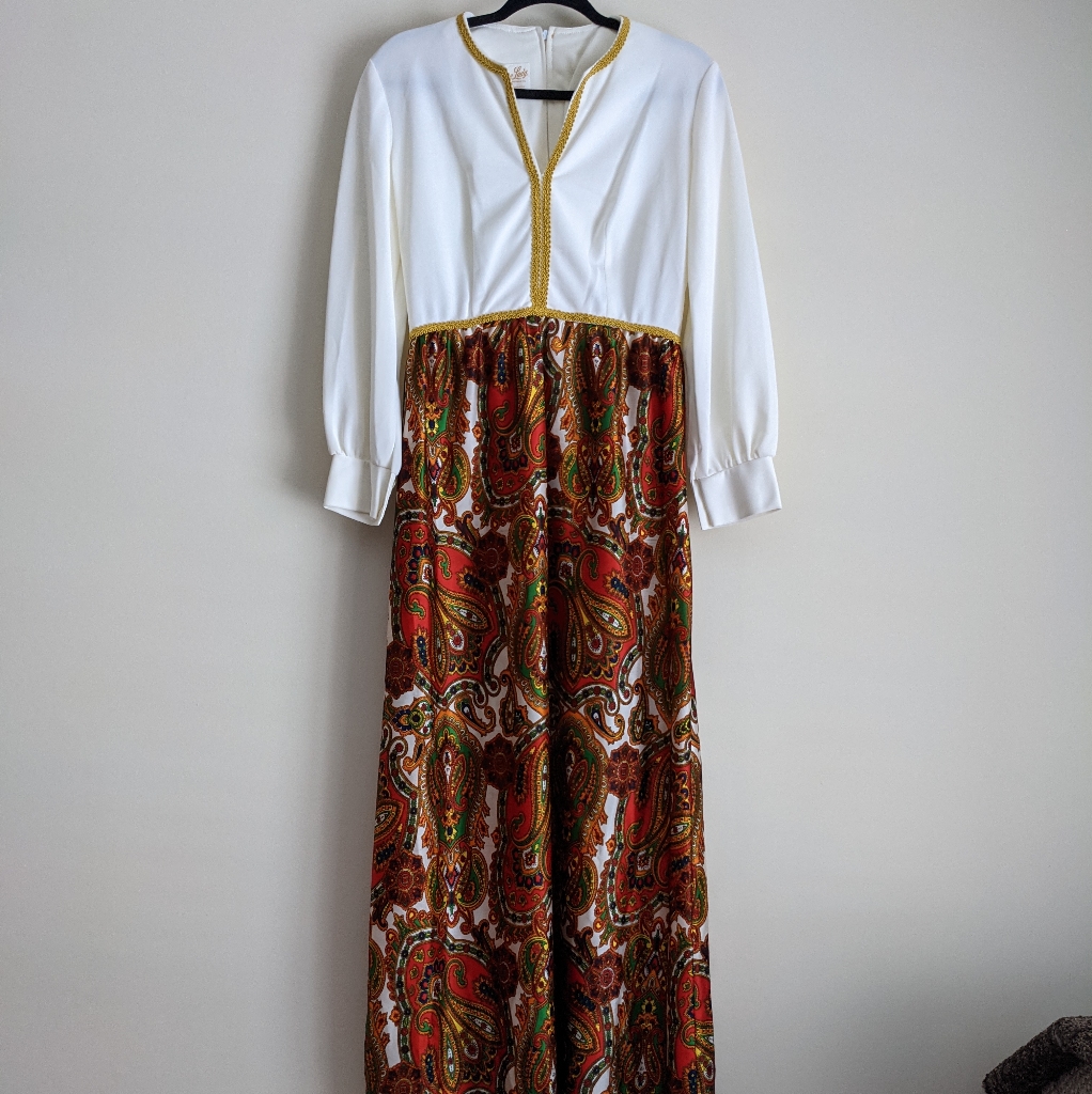 Leisure Ladies Vintage 1970's Maxi Dress